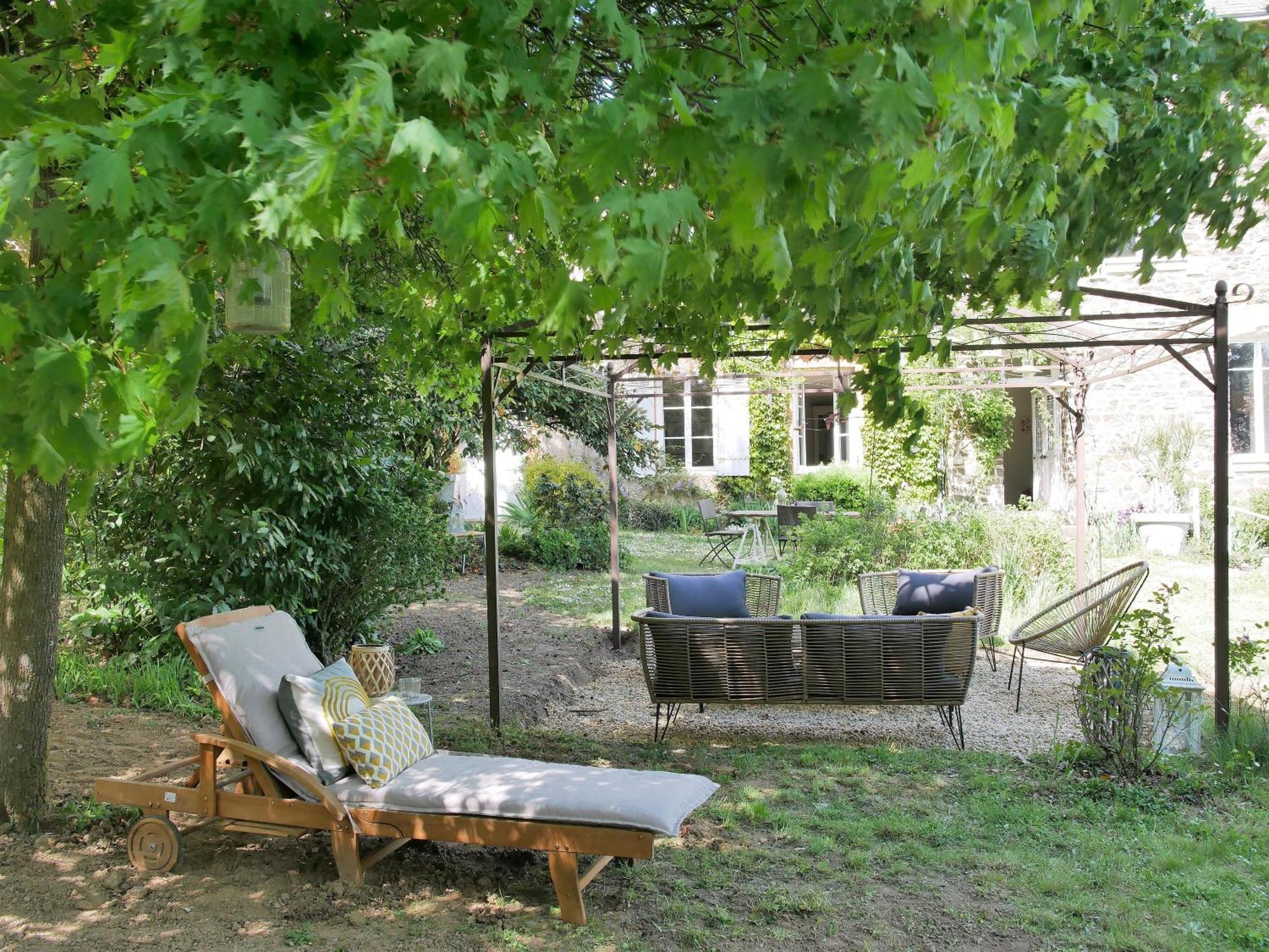 Maison D'Hotes La Bien-Aimee Montrevault Exterior photo